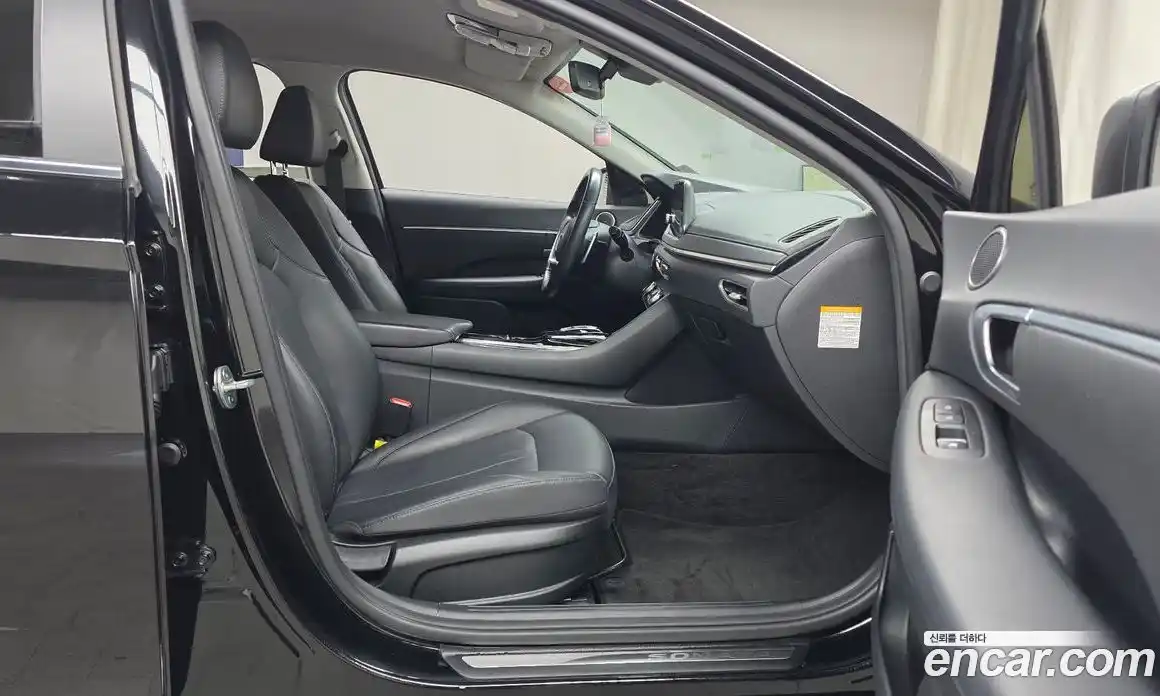 Hyundai Sonata 2021 2.0 Автомат в Москве № 126941, фото 15