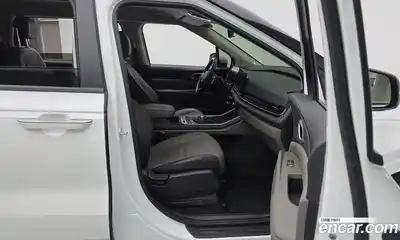 Kia Canival 2024 2.2 Автомат в Москве № 131516, миниатюра 4