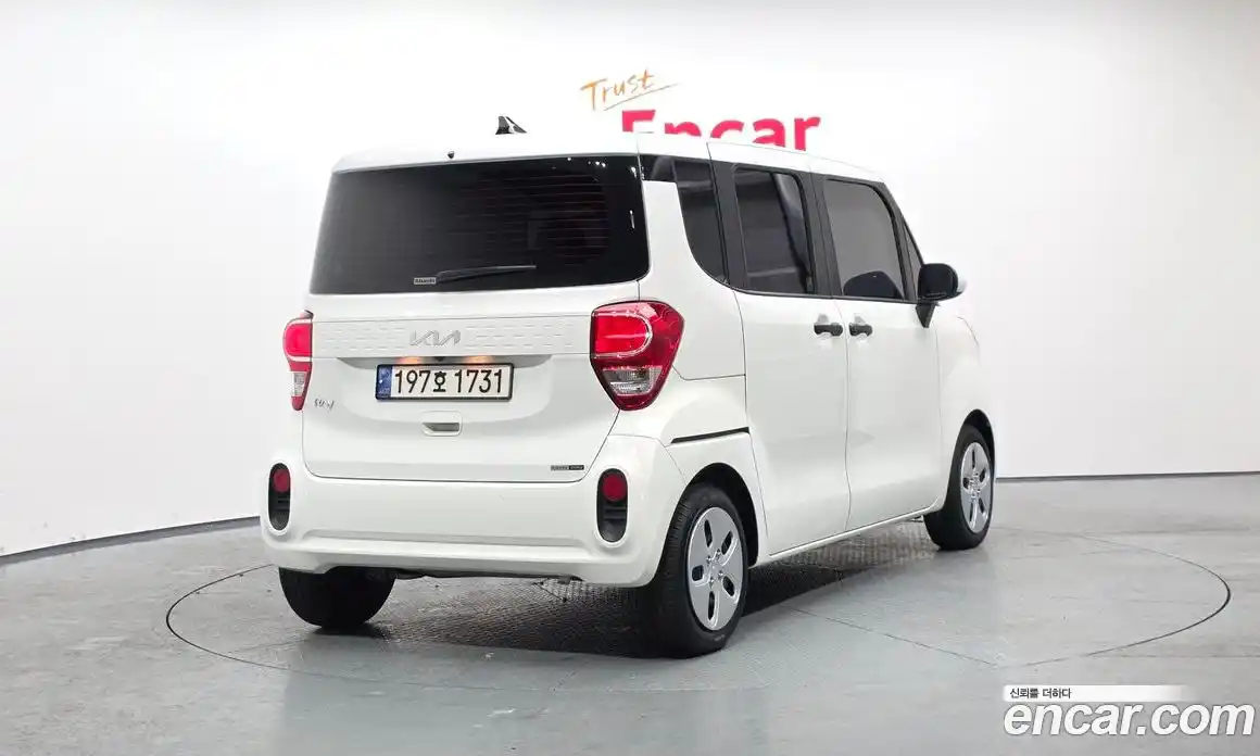 Kia Ray 2022 1.0 Автомат в Москве № 133582, фото 17