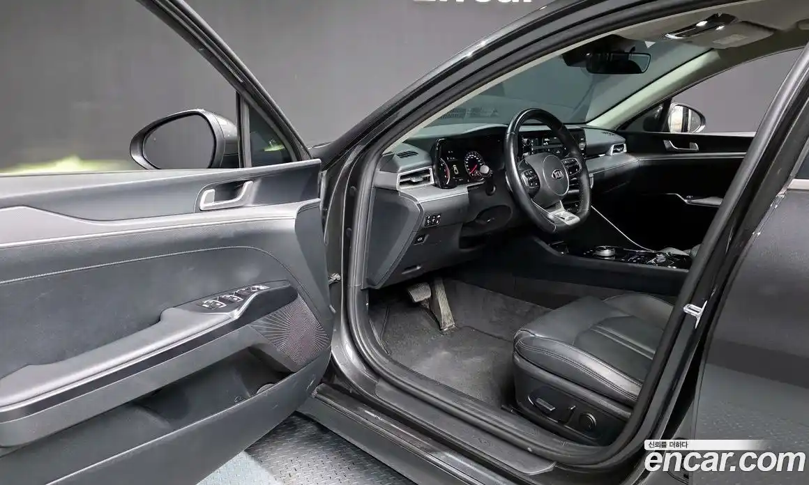 Kia K5 2021 1.6 Автомат в Москве № 133778, фото 16