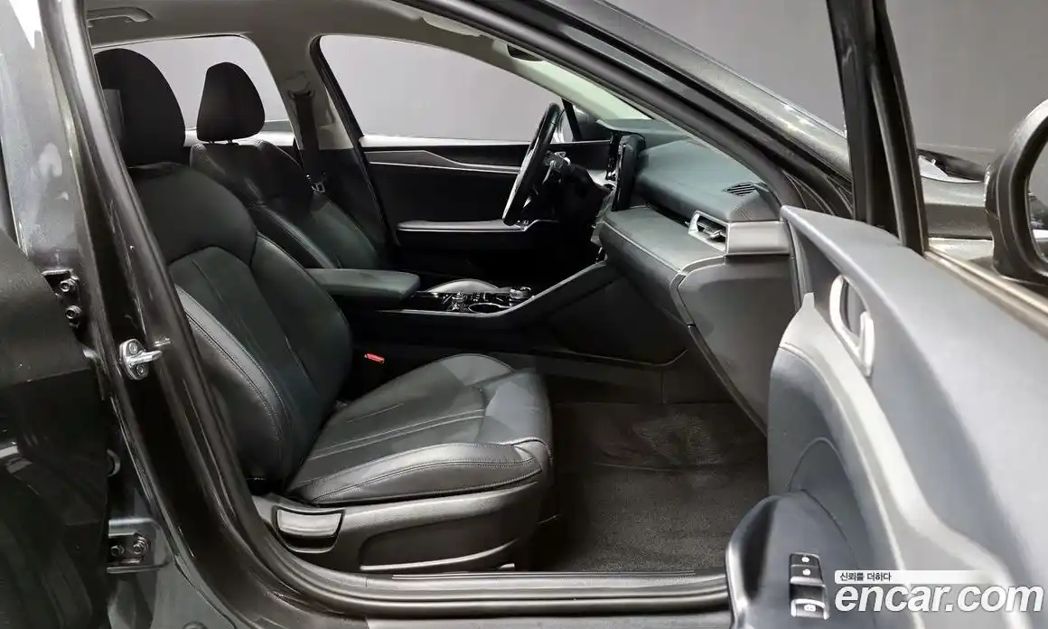 Kia K5 2021 1.6 Автомат в Москве № 133778, фото 17