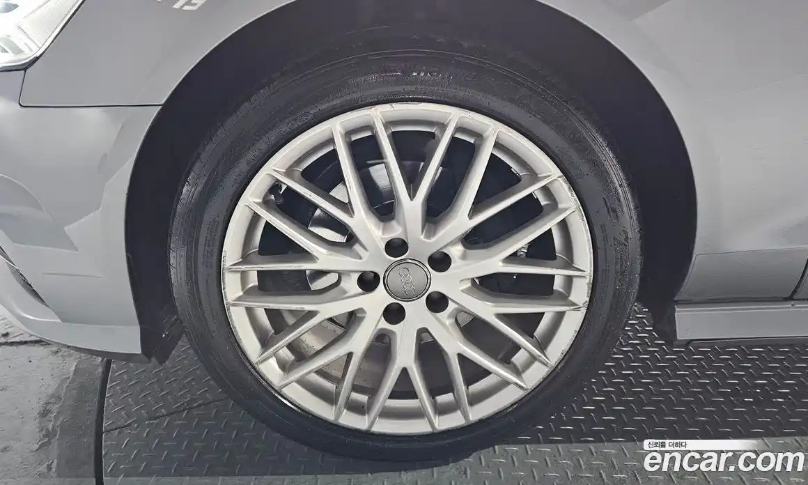 Audi A6 2018 2.0 Автомат в Москве № 140996, фото 8