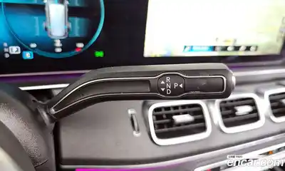 Mercedes-Benz GLS-Class 2023 2.9 Автомат в Москве № 141140, миниатюра 3