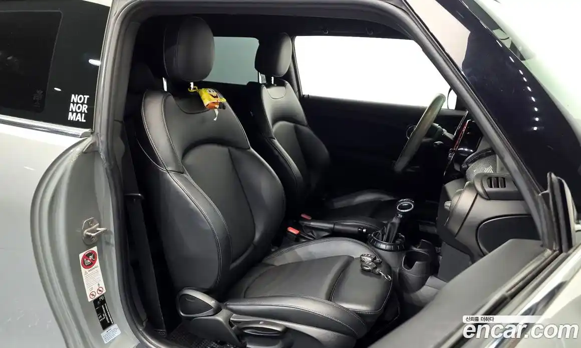 Mini Cooper 2014 1.5 Автомат в Москве № 141470, фото 17