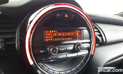 Mini Cooper 2014 1.5 Автомат в Москве № 141470, миниатюра 9