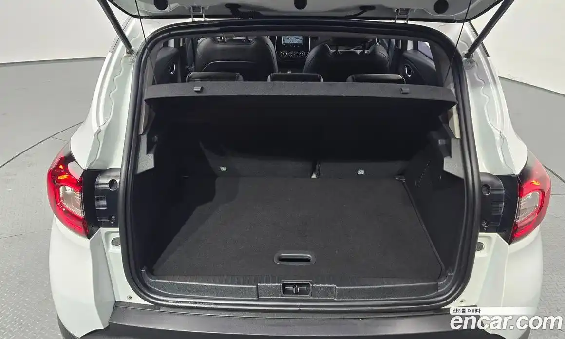 Renault QM3 2018 1.5 Автомат в Москве № 147549, фото 11