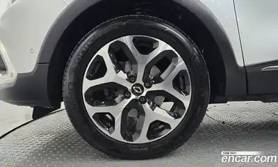 Renault QM3 2018 1.5 Автомат в Москве № 147549, миниатюра 12