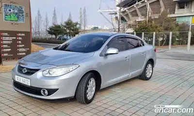 Renault SM3 2010 1.6 Автомат в Москве № 152299, миниатюра 11
