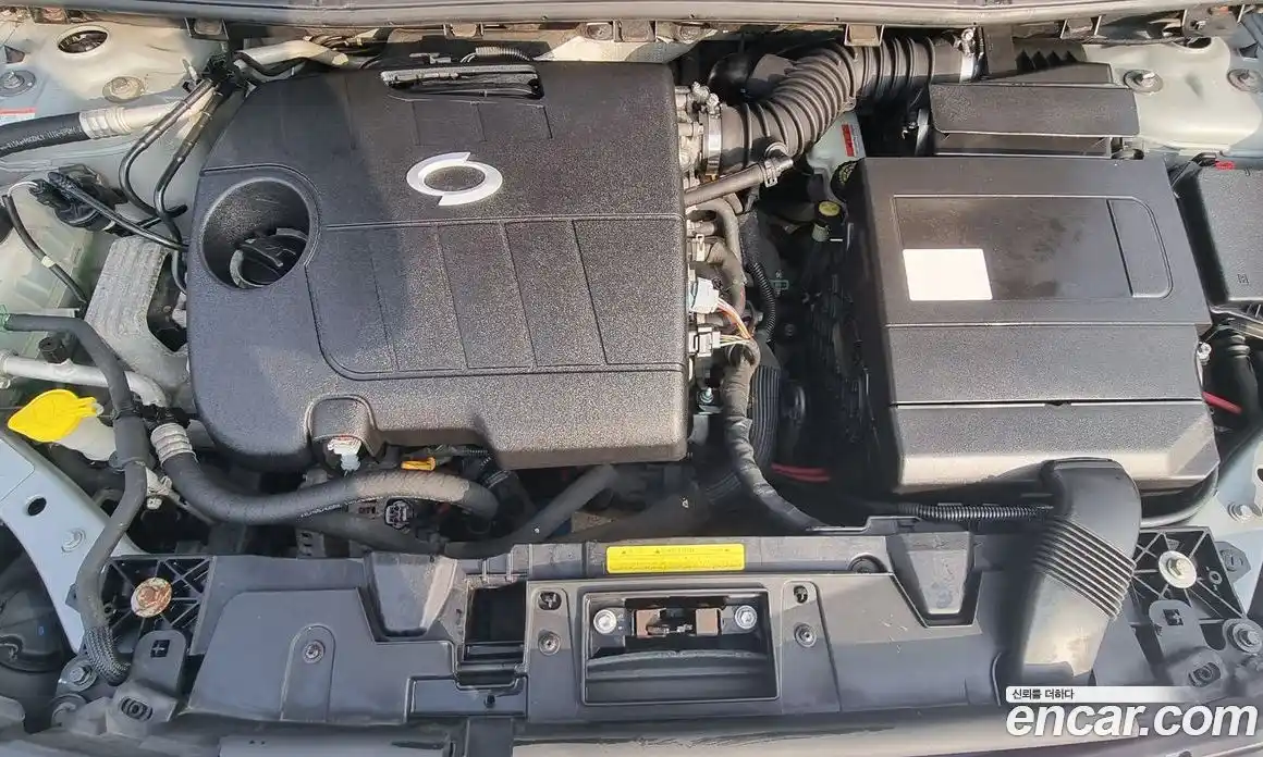 Renault SM3 2010 1.6 Автомат в Москве № 152299, фото 14