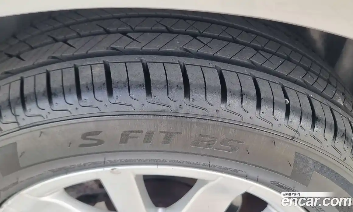 Renault SM3 2010 1.6 Автомат в Москве № 152299, фото 15