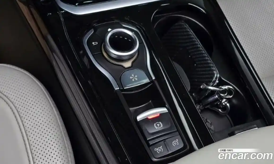 Renault SM6 2016 1.6 Автомат в Москве № 152997, фото 18