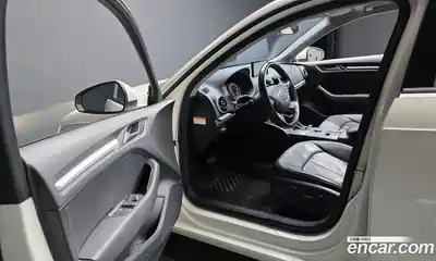 Audi A3 2015 1.6 Автомат в Москве № 154076, миниатюра 10