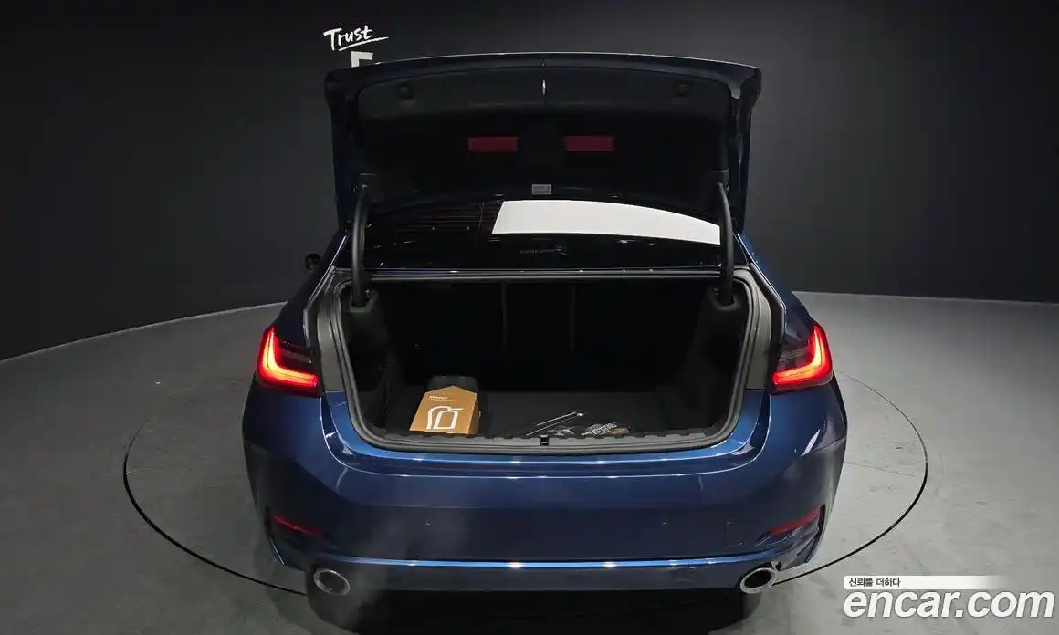 BMW 3-Series 2024 2.0 Автомат в Москве № 154285, фото 20