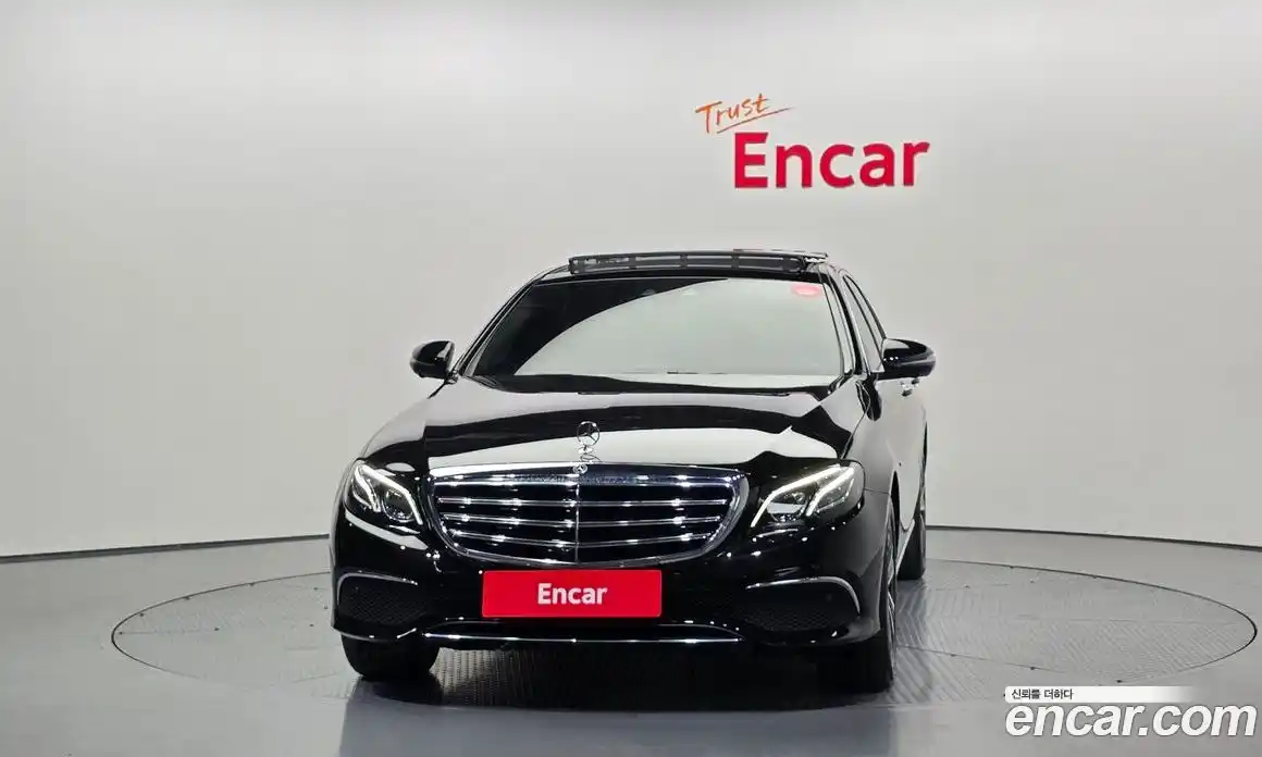 Mercedes-Benz E-Class 2019 2.0 Автомат в Москве № 160339, фото 14