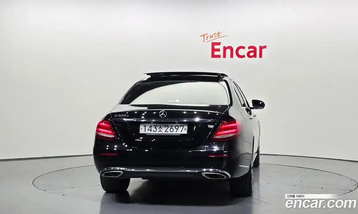 Mercedes-Benz E-Class 2019 2.0 Автомат в Москве № 160339, фото 15
