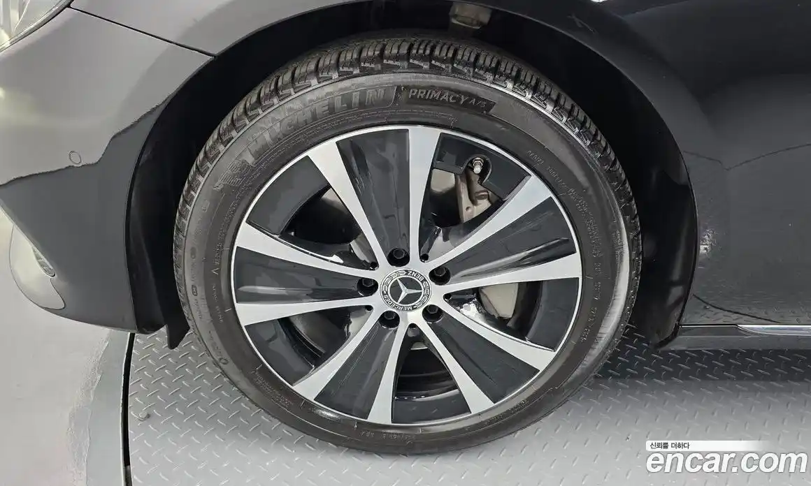 Mercedes-Benz E-Class 2019 2.0 Автомат в Москве № 160339, фото 16