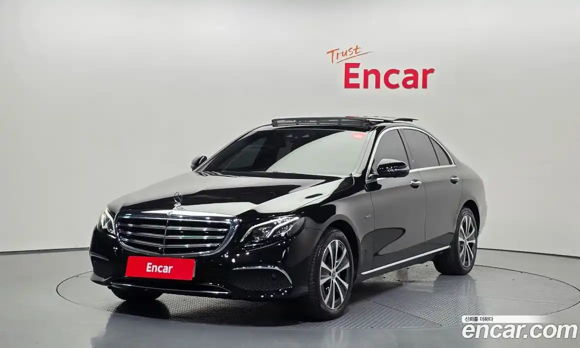 Mercedes-Benz E-Class 2019 2.0 Автомат в Москве № 160339, фото 17