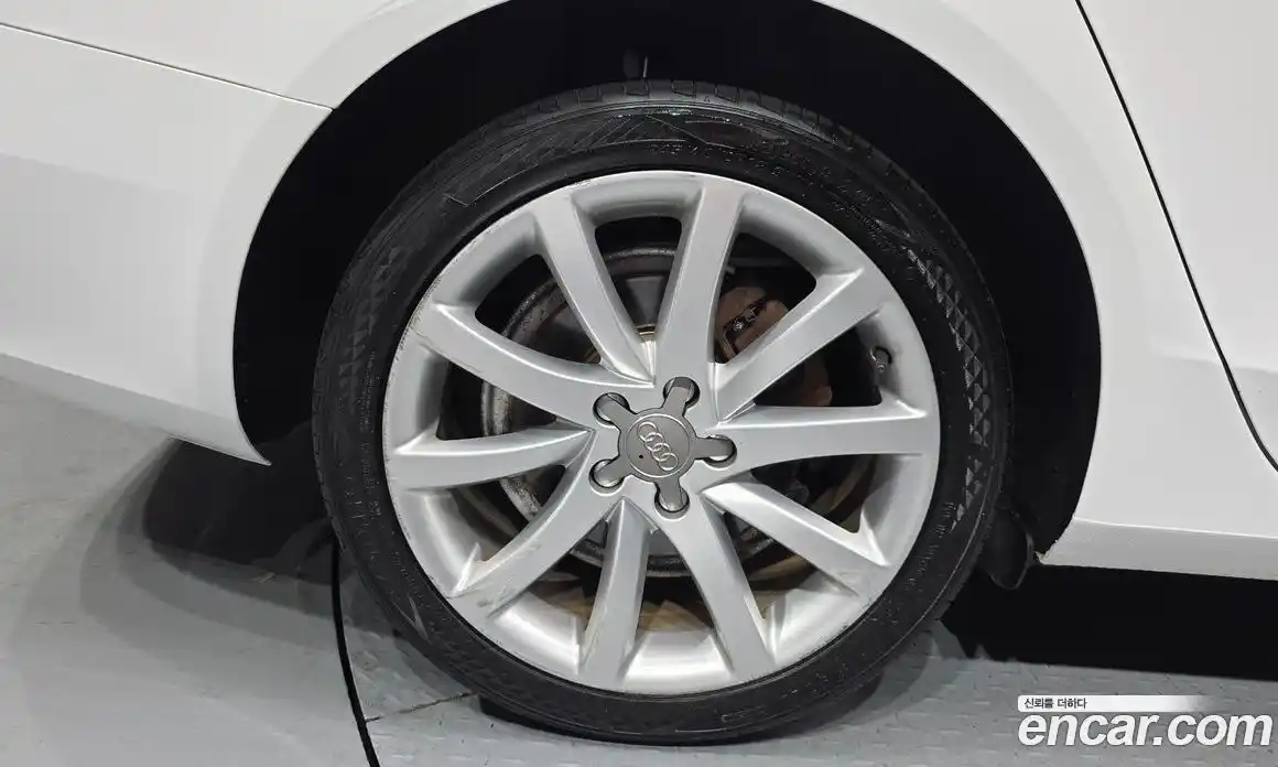 Audi A4 2015 2.0 Автомат в Москве № 160946, фото 11