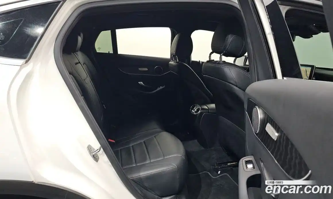 Mercedes-Benz GLC-Class 2019 2.0 Автомат в Москве № 161109, фото 17