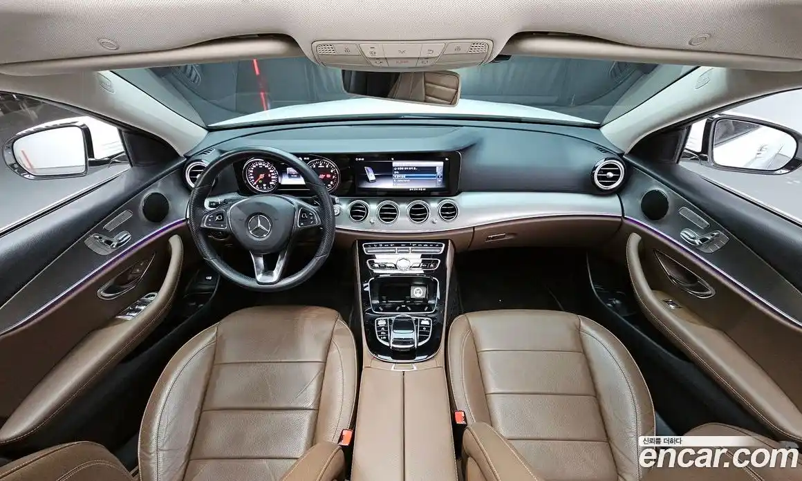 Mercedes-Benz E-Class 2018 2.0 Автомат в Москве № 161859, фото 14