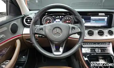 Mercedes-Benz E-Class 2018 2.0 Автомат в Москве № 161859, миниатюра 5