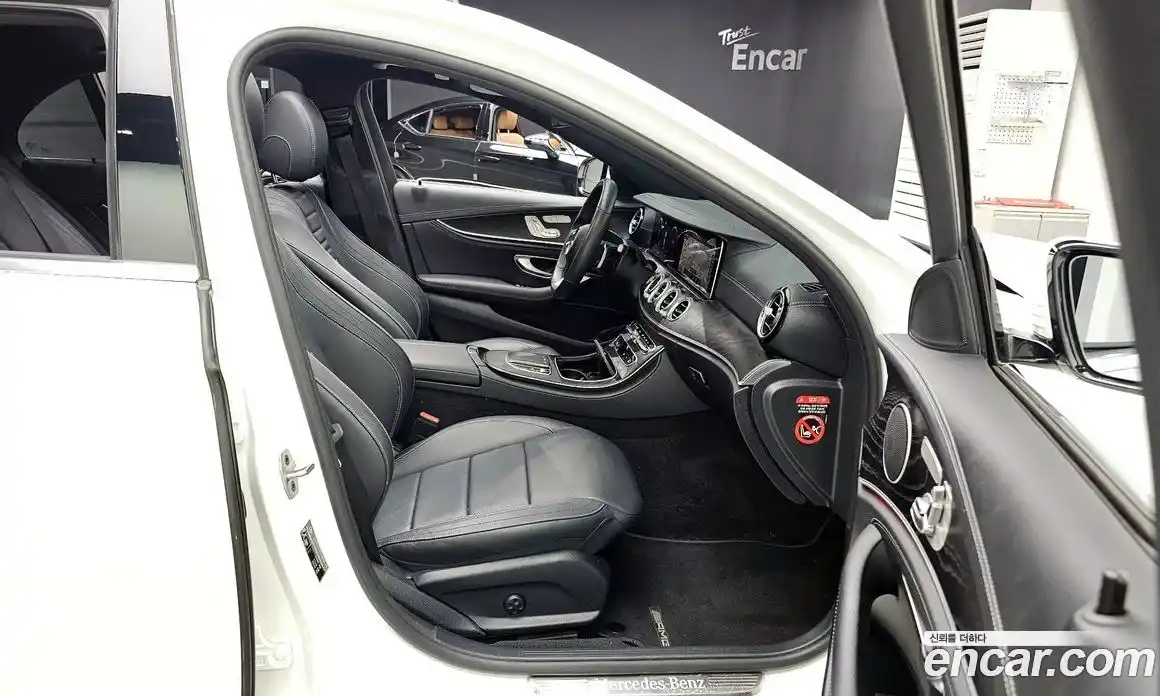 Mercedes-Benz E-Class 2021 1.9 Автомат в Москве № 162023, фото 11