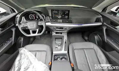 Audi Q5 2024 2.0 Автомат в Москве № 162337, миниатюра 7
