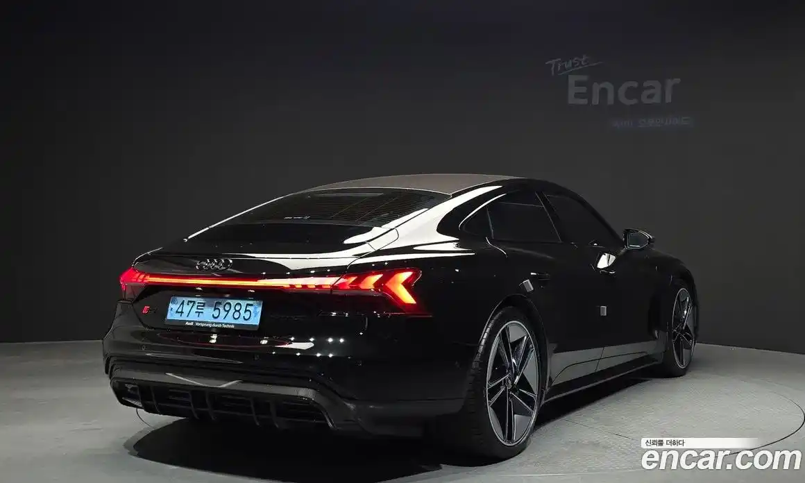 Audi RS e-tron GT 2022 0.1 Автомат в Москве № 162544, фото 15