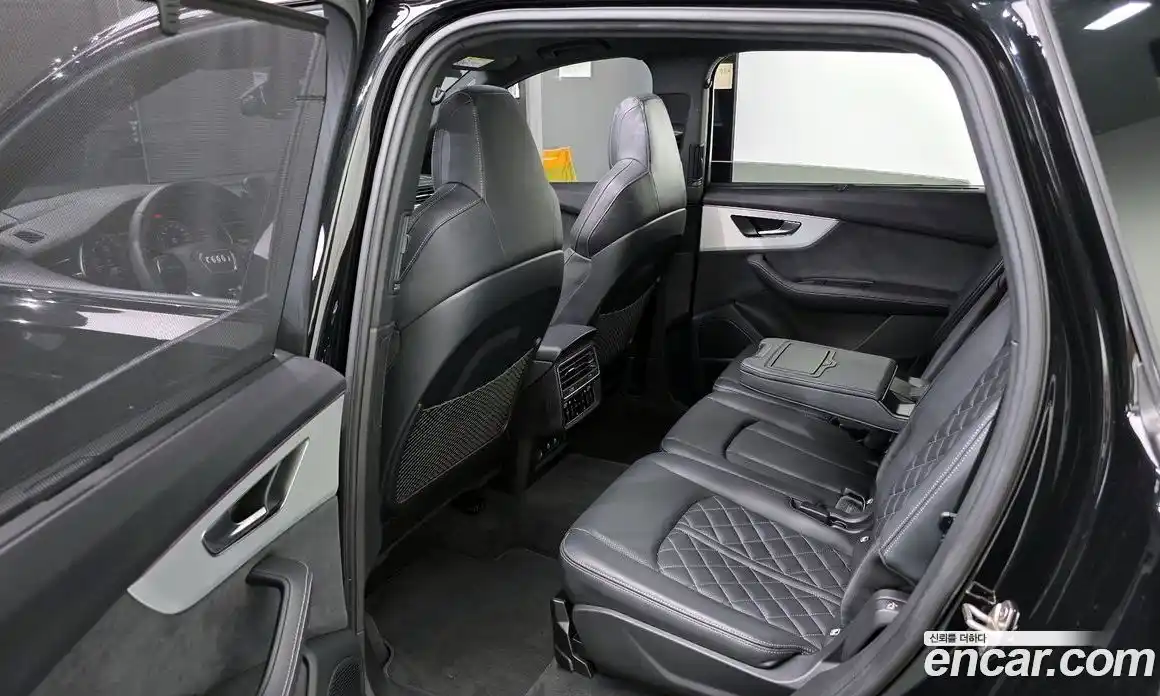 Audi Q7 2023 3.0 Автомат в Москве № 163113, фото 17