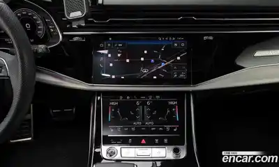 Audi Q7 2023 3.0 Автомат в Москве № 163113, миниатюра 3