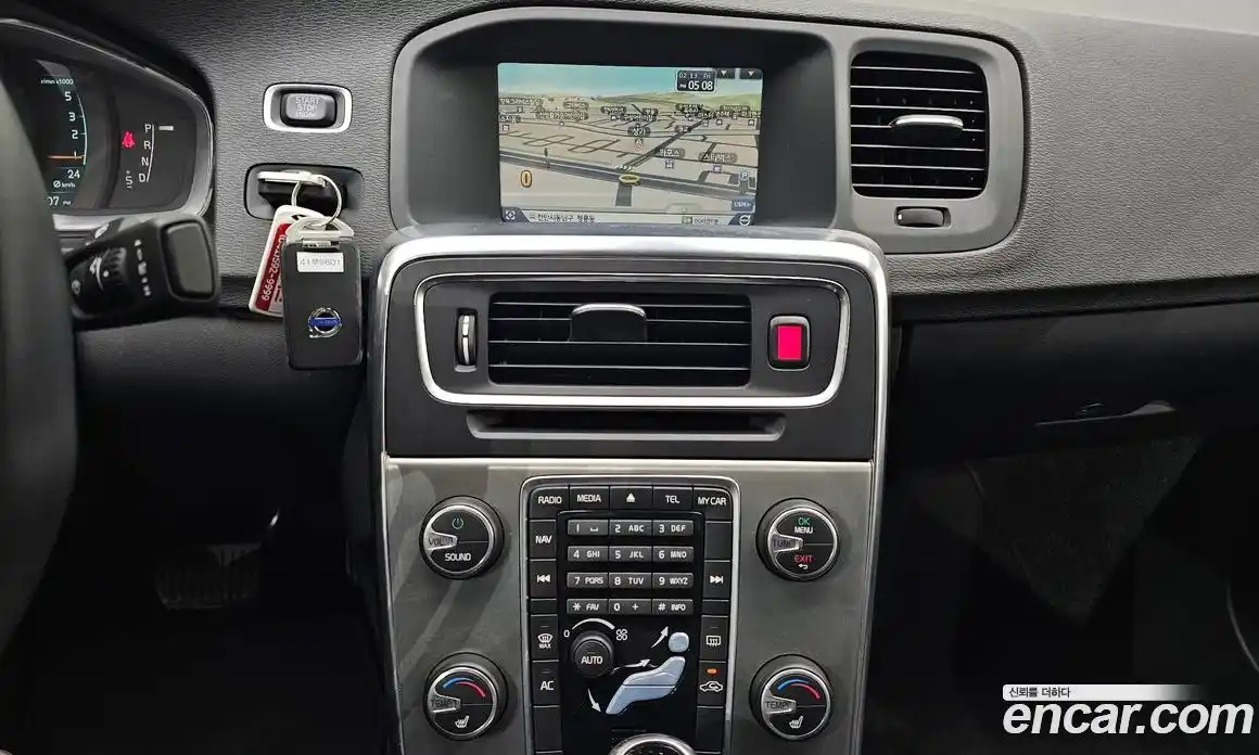 Volvo S60 2014 1.6 Автомат в Москве № 164330, фото 15