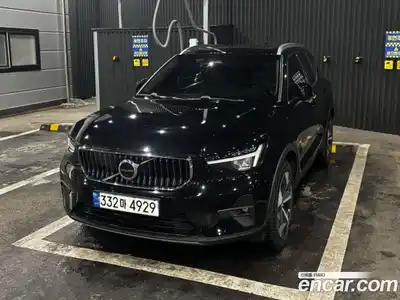 Volvo XC40 2023 2.0 Автомат в Москве № 164801, миниатюра 2