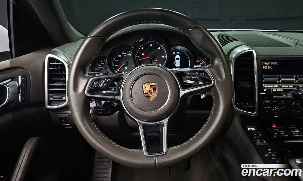 Porsche Cayenne 2016 3.0 Автомат в Москве № 165443, фото 13