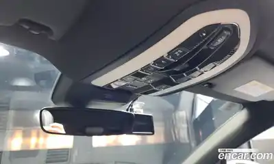 Porsche Macan 2019 2.0 Автомат в Москве № 165612, миниатюра 4