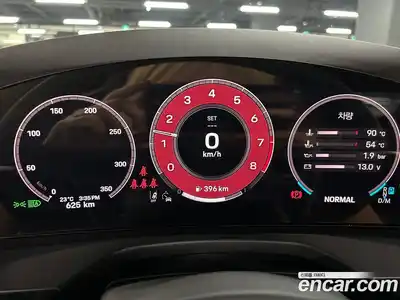 Porsche Panamera 2025 4.0 Автомат в Москве № 165720, миниатюра 4