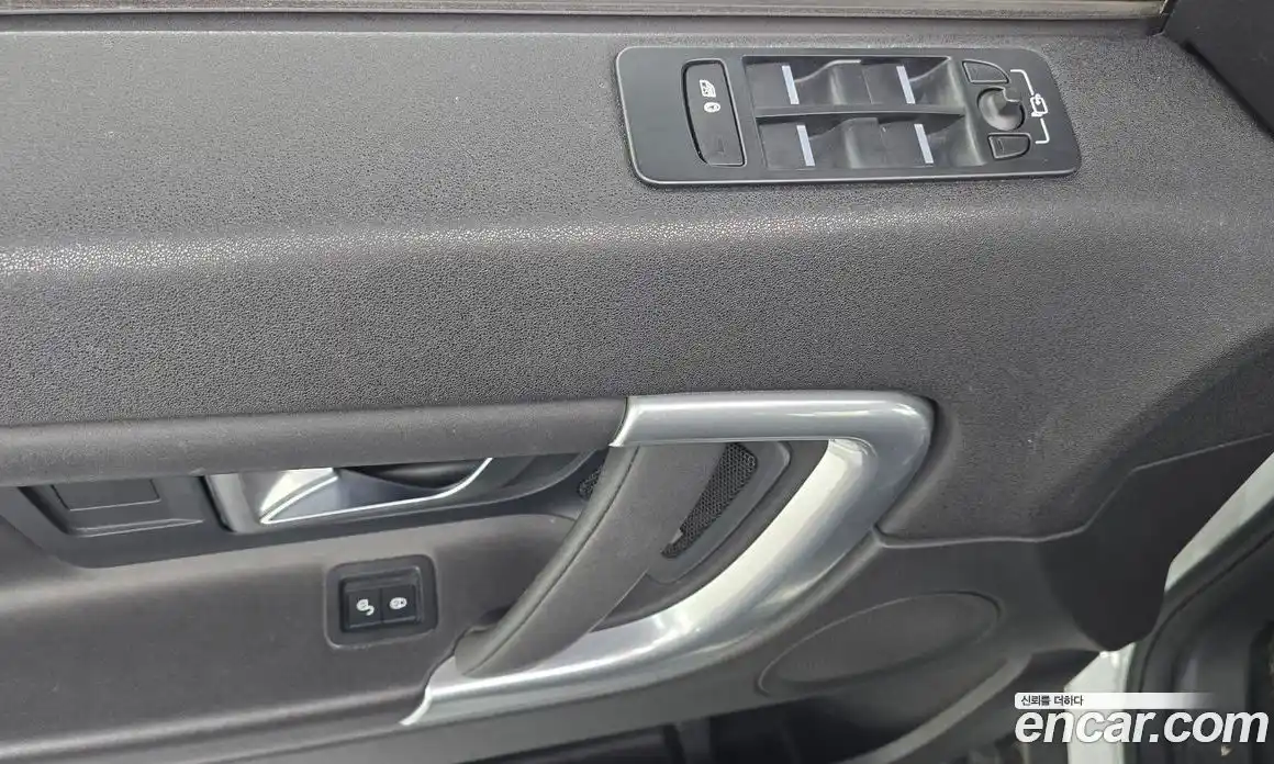 Land Rover Discovery Sport 2019 2.0 Автомат в Москве № 166470, фото 9