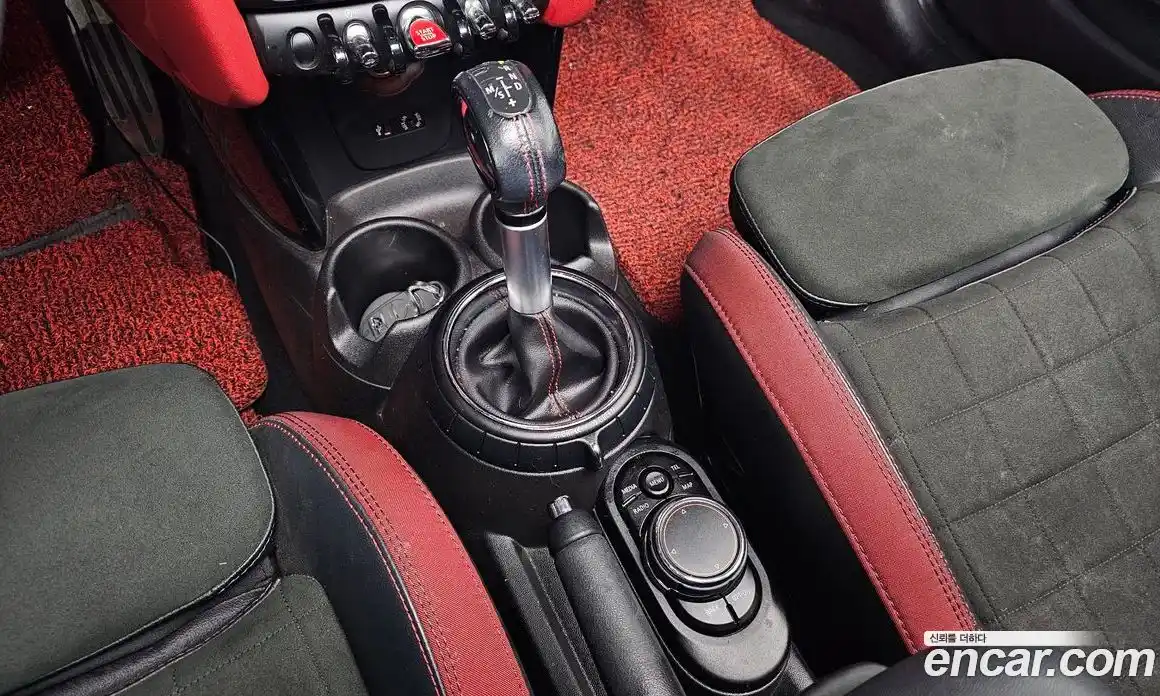 Mini Cooper 2016 2.0 Автомат в Москве № 167185, фото 15