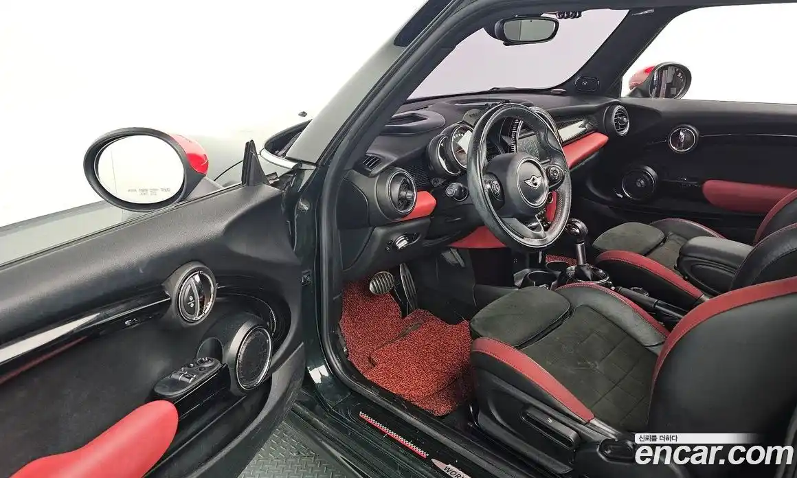 Mini Cooper 2016 2.0 Автомат в Москве № 167185, фото 16