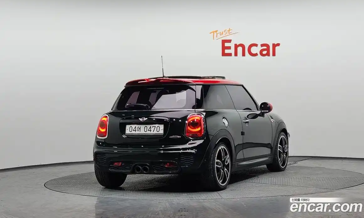 Mini Cooper 2016 2.0 Автомат в Москве № 167185, фото 7