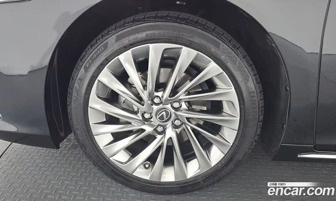 Lexus ES 2026 2.5 Автомат в Москве № 167975, фото 16