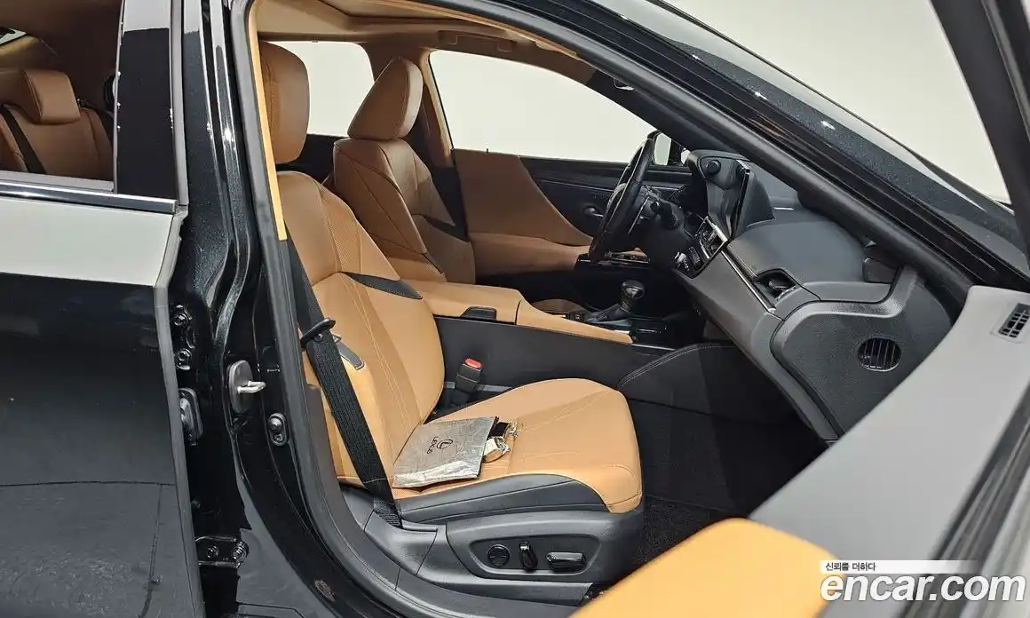 Lexus ES 2026 2.5 Автомат в Москве № 167975, фото 20