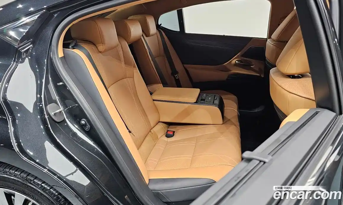 Lexus ES 2026 2.5 Автомат в Москве № 167975, фото 10