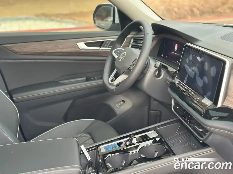 Volkswagen Atlas 2025 2.0 Автомат в Москве № 168358, фото 8