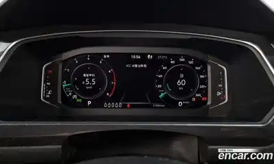 Volkswagen Tiguan 2023 2.0 Автомат в Москве № 168535, миниатюра 9