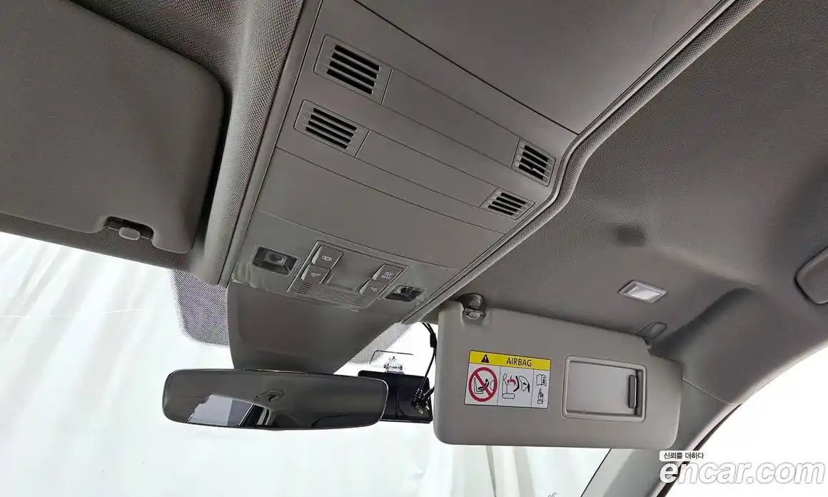 Volkswagen Tiguan 2021 2.0 Автомат в Москве № 168849, фото 17