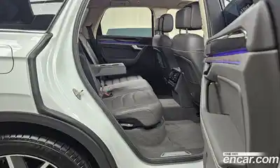 Volkswagen Touareg 2022 3.0 Автомат в Москве № 169097, миниатюра 2