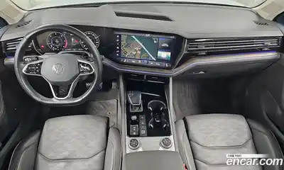 Volkswagen Touareg 2022 3.0 Автомат в Москве № 169097, миниатюра 5