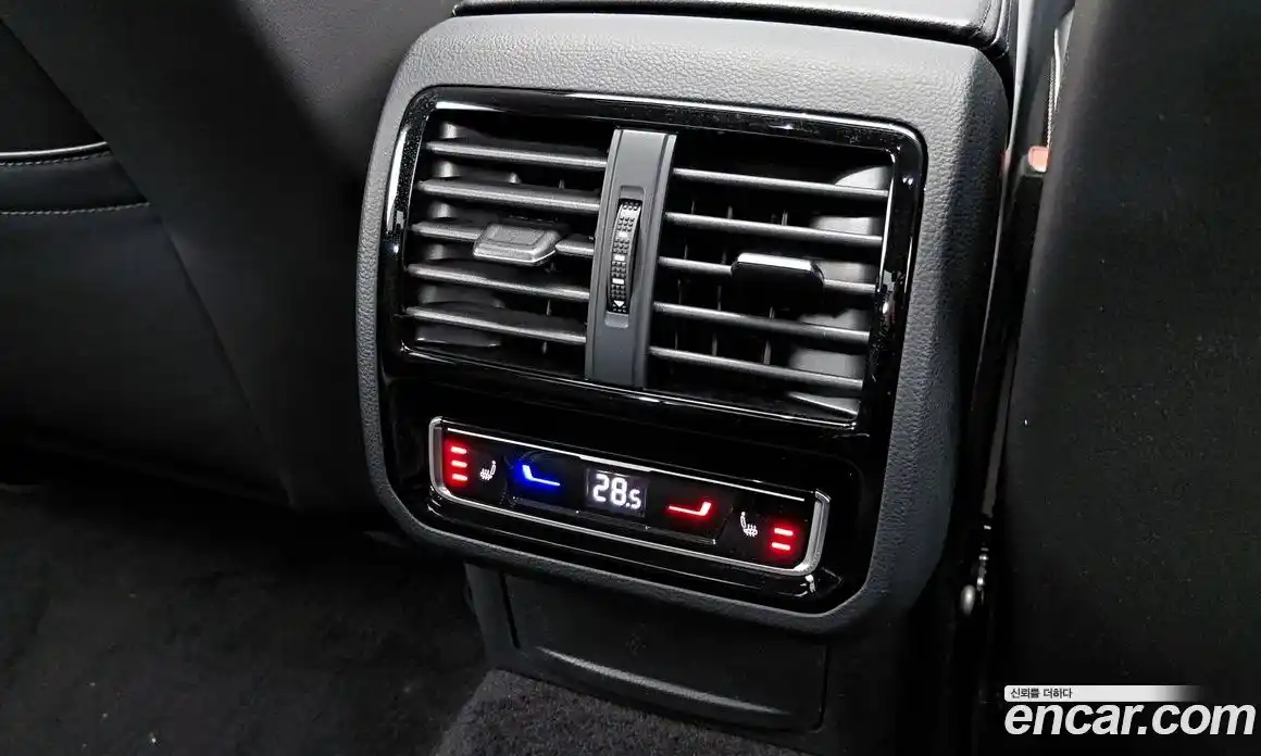 Volkswagen Passat 2022 2.0 Автомат в Москве № 169180, фото 11