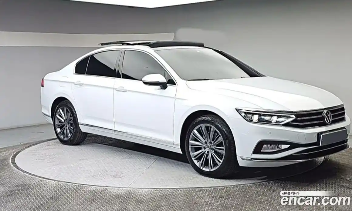 Volkswagen Passat 2022 2.0 Автомат в Москве № 169180, фото 3