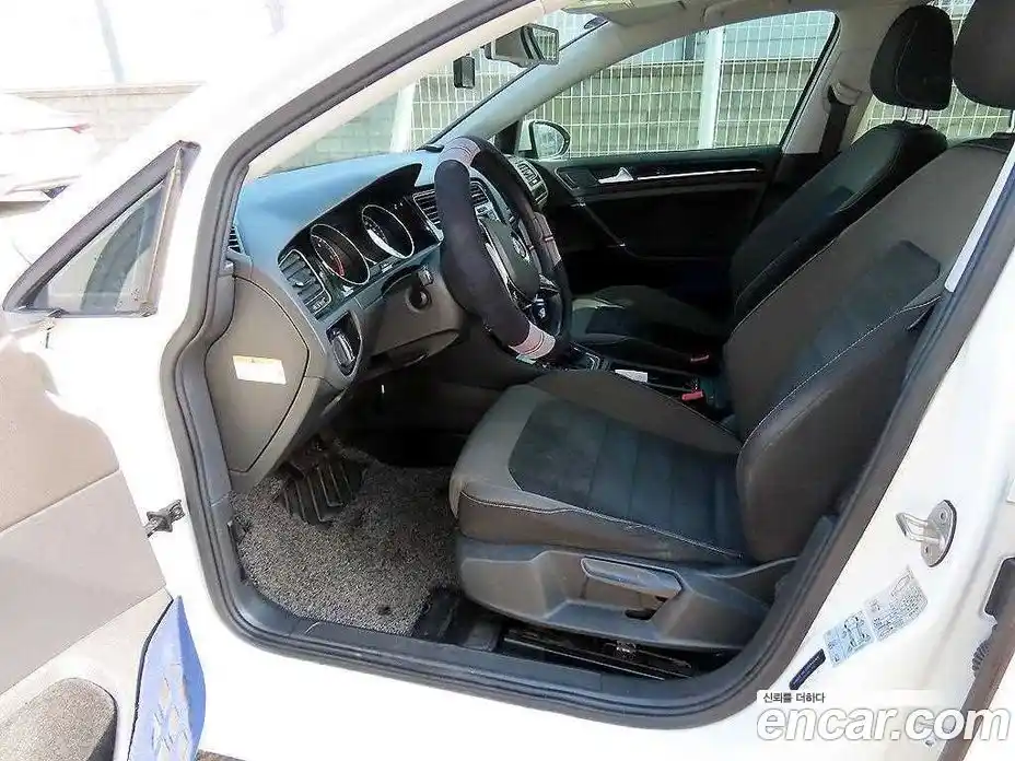 Volkswagen Golf 2016 2.0 Автомат в Москве № 169290, фото 5